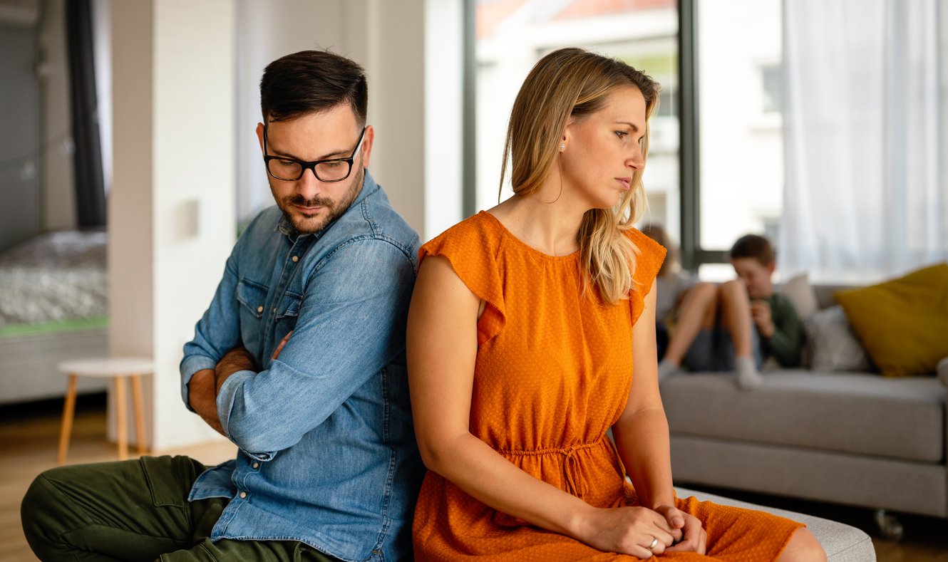 Divorce par consentement mutuel ou contentieux ? Comprendre les différences et choisir la meilleure option